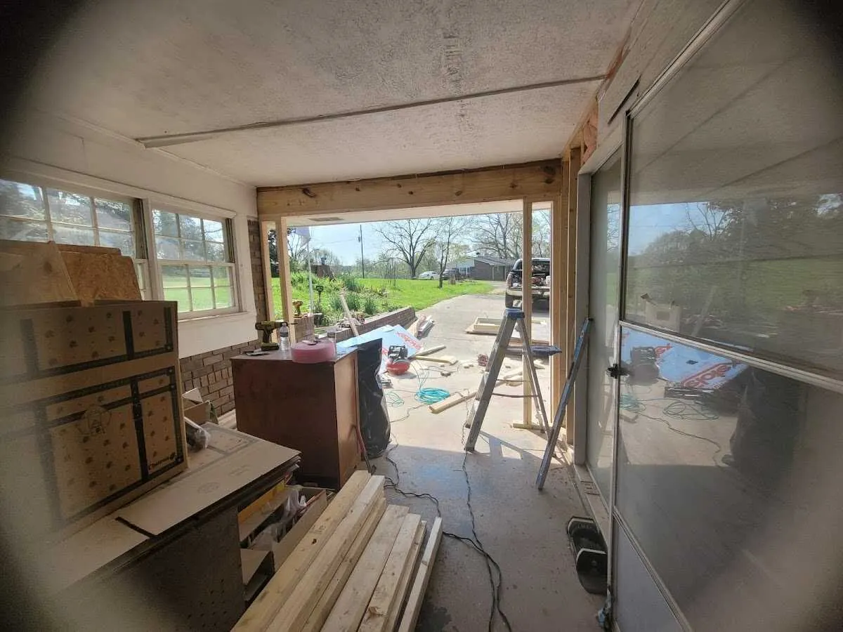 Air movers and dehumidifier for Drying & Dehumidification in Lynnwood